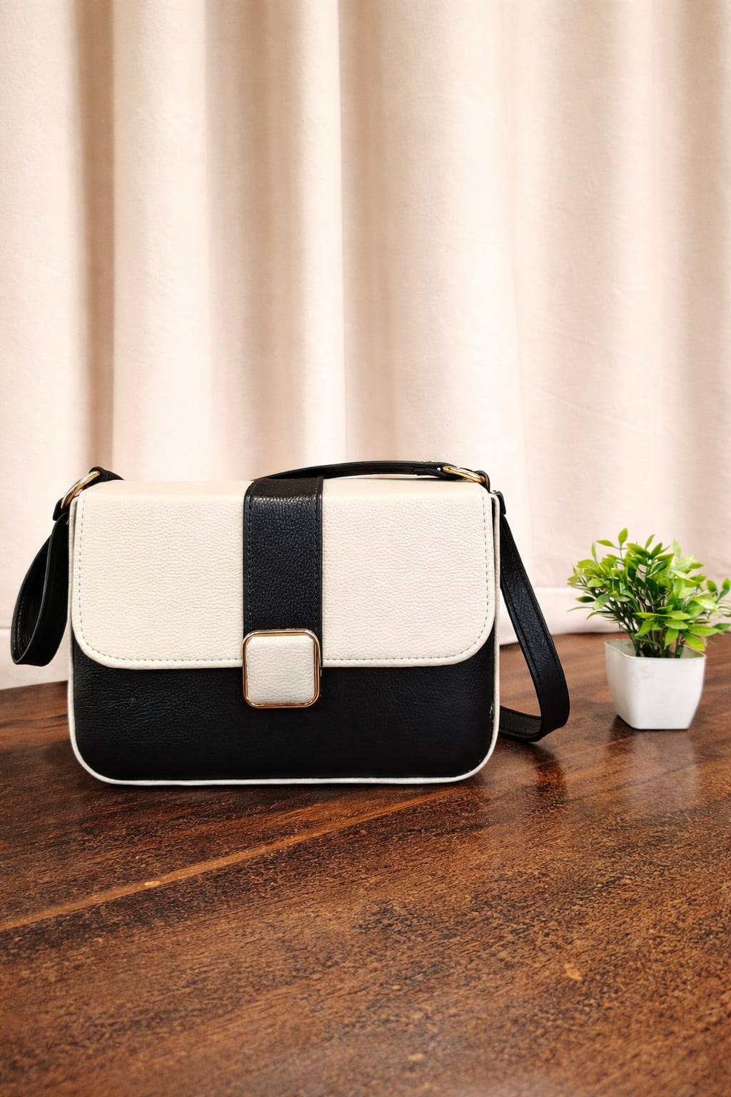 The Noor Luxe Crossbody Bag